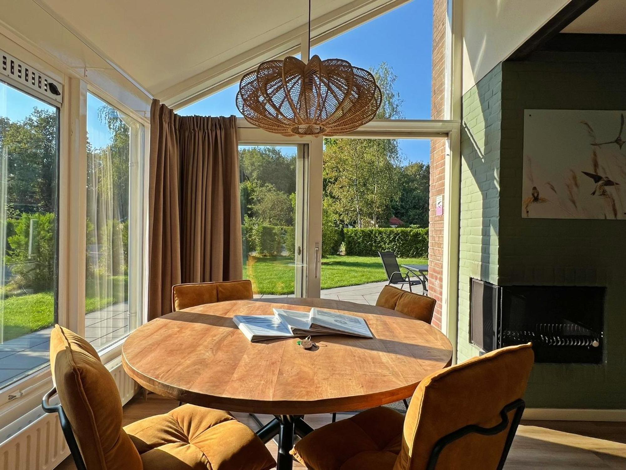 Vakantiewoning De Oeverzwaluw In Hartje Drenthe, Met Airco! Zwiggelte Buitenkant foto